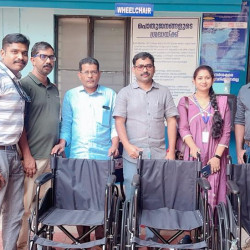 FL-09 PERINTHALMANNA DONATING THREE WHEEL CHAIRS TO GOVT. HOSPITAL NILAMBUR